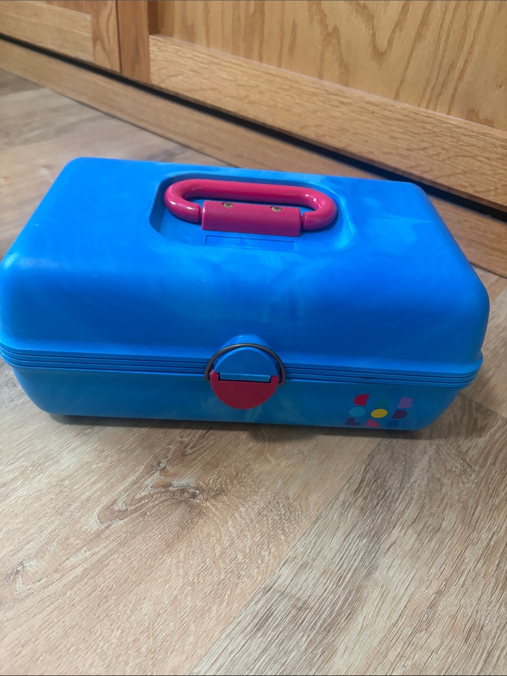 Vintage Caboodles #2622 Blue Red Make Up Box Organizer Mirror Fold Out USA